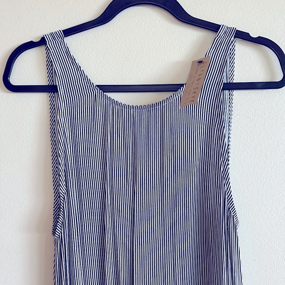 FYLNN SKYE Maxi Dress - Picture 4 of 4